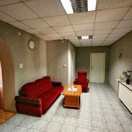 "Aleksandrowka" Restauracja I Noclegi Horyniec Εξωτερικό φωτογραφία