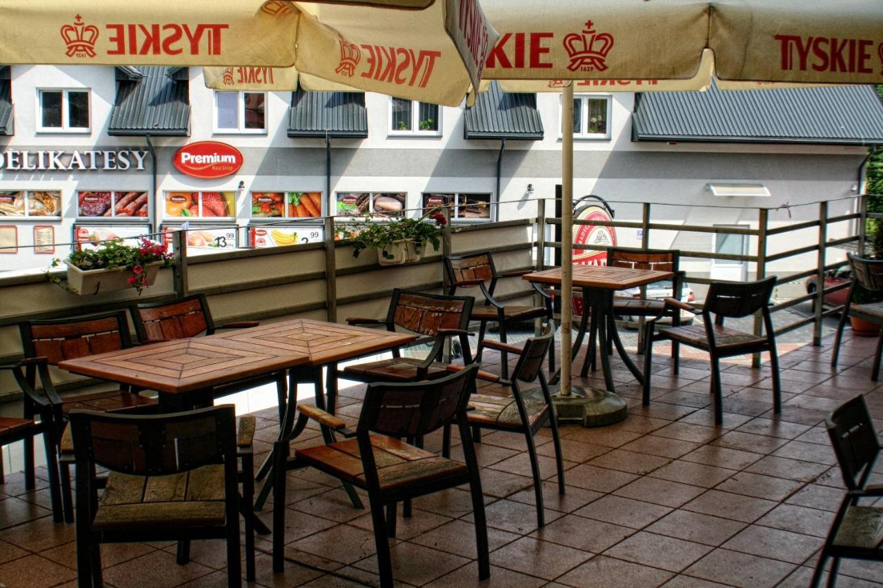 "Aleksandrowka" Restauracja I Noclegi Horyniec Εξωτερικό φωτογραφία